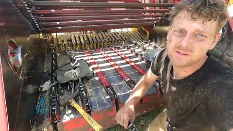 New Holland 851 Baler Floor Chains
