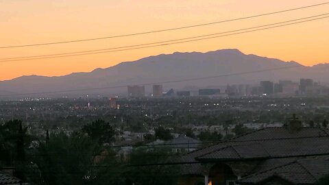 Did you see tonight's Las Vegas sunset? Check this out! 11.20.2024 #lasvegas #subscribe #follow