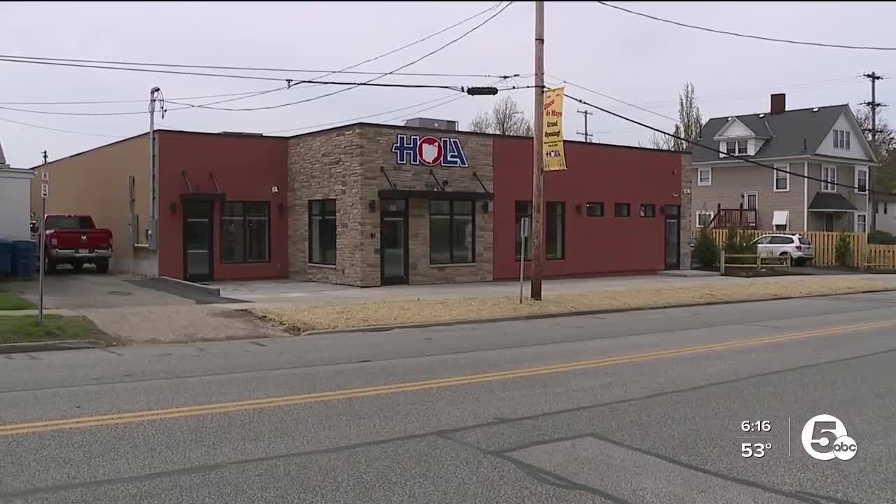 Hola Hispanic Community center opens doors to provide aid to immigrant families