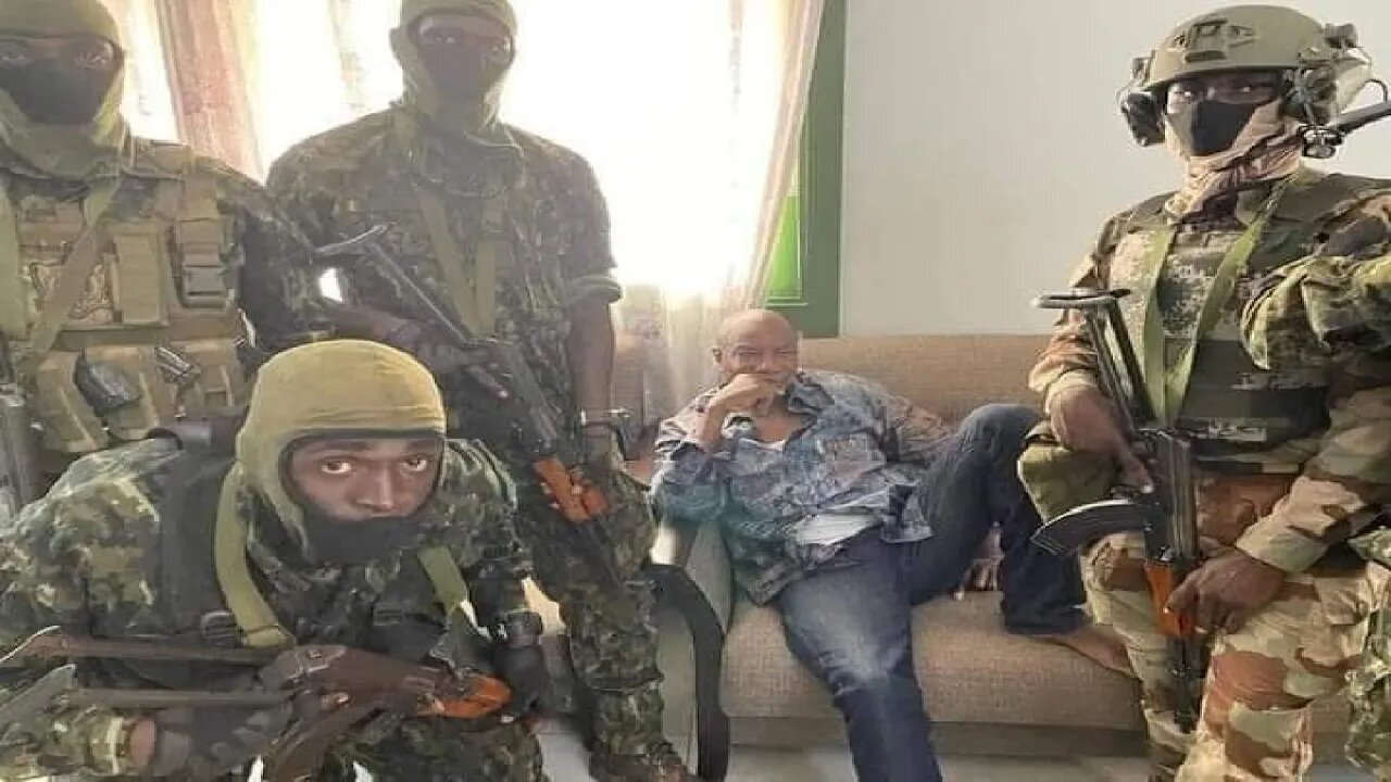 Military Coup In Guniea - Gunfights In The Capital City • President Arrested By Special Forces