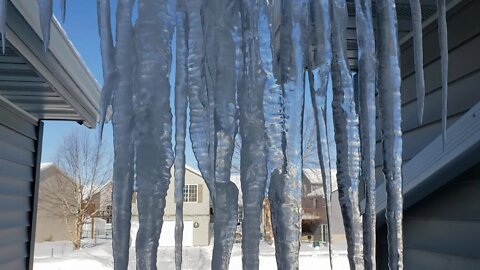 Beautiful Icicles outside!