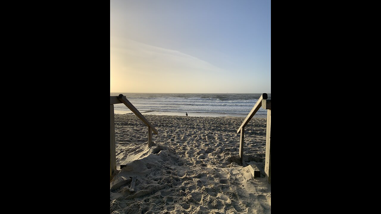 Peaceful beach day