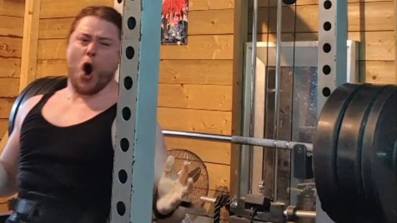 EASY 120 KGS PAUSED BENCH PRESS!