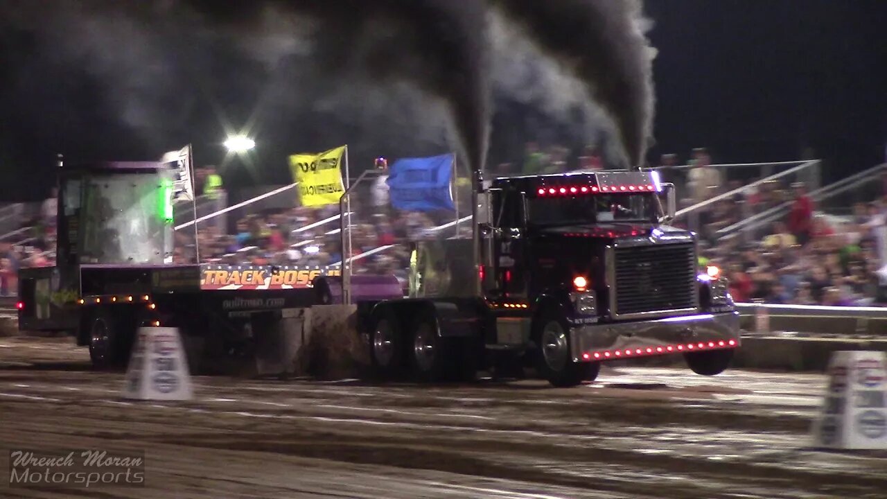 Frame Twisting Pro Stock Semi Tractor Pulling