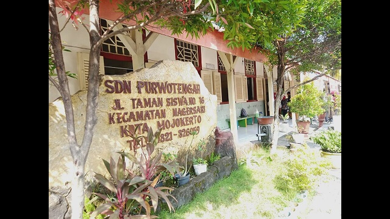 SDN Purwotengah Mojokerto, the place where Bung Karno received his basic education as a child