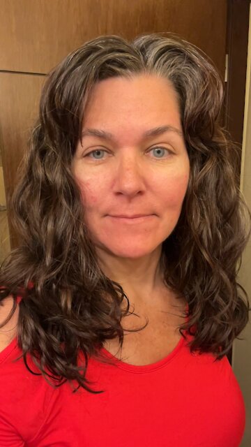 After diffusing and the “final “ scrunch 😅