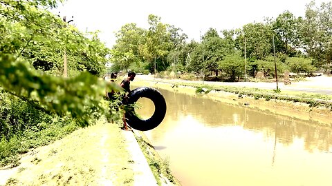 Mega airtube make relaxing ☺️ to swim in river