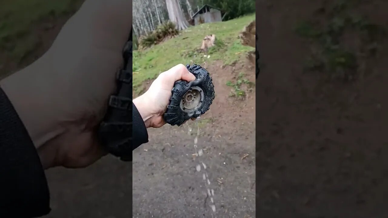 Why I hate vented crawler tires