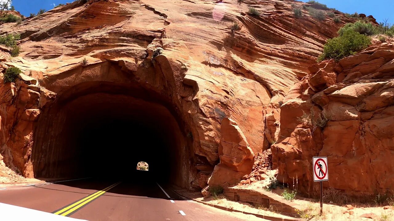 Scenic Drive in Zion National Park - Including Mountain Tunnels 4K