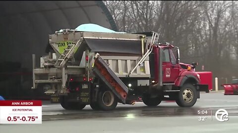 Road crews prepare for icy commute