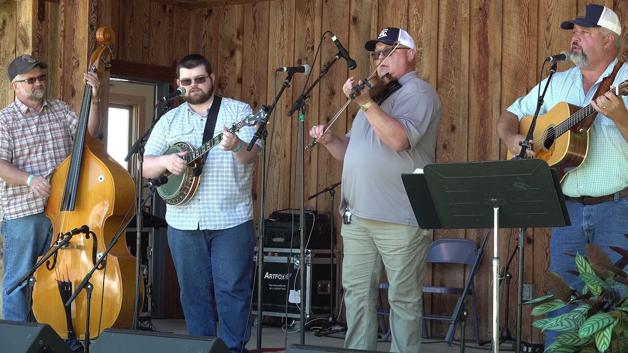 Twin Creeks Stringband - The Storms Are On The Ocean