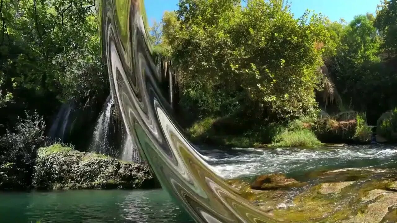 Video com musicas cinematograficas e belas paisagens