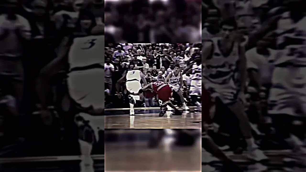 Hit π & SUBSCRIBE for more β½οΈ π π βΎοΈ πΎ π π π±The Last Shot #nba #nbaedits #michaeljordan #thelastshot