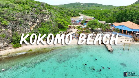 Kokomo Beach, Curacao has amazing snorkeling, a beautiful beach, and a restaurant.