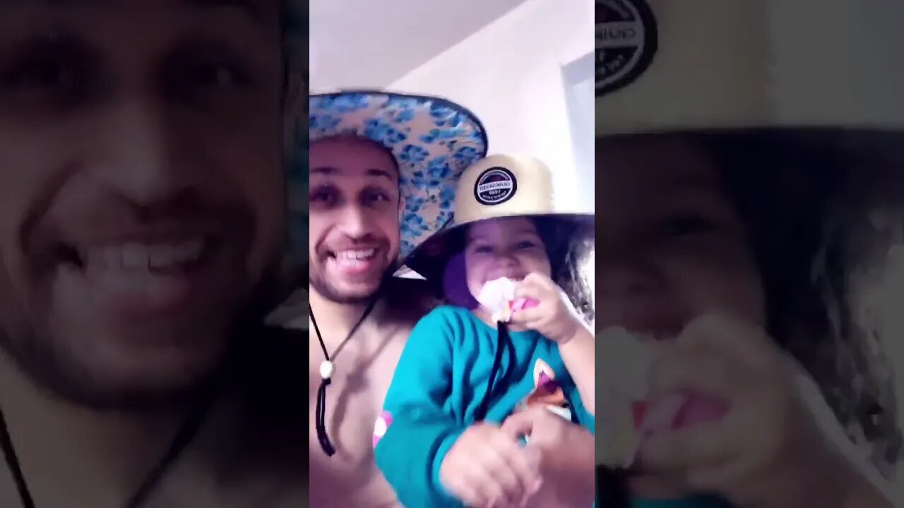 Dançando Axé com o meu tio [ Axé da bahia 2021 ] - Bebê ama o Axe #shorts #linda #bebe #viral