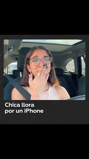 Chica llora porque su iPhone se descarga rápidamente