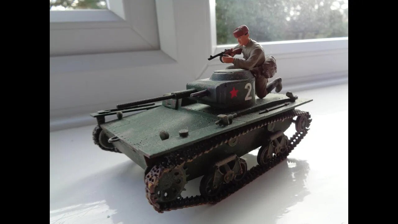 T-38 Amphibious Light Tank With 20mm Gun 1/35 Featuring Campbell The Coast