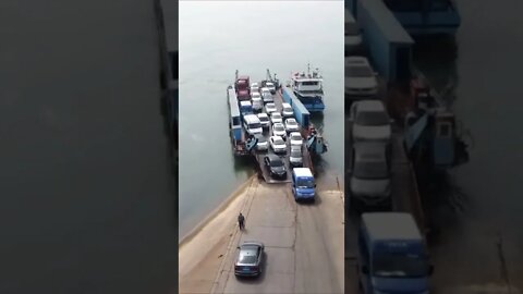 ⛵ 🌊 🚗
