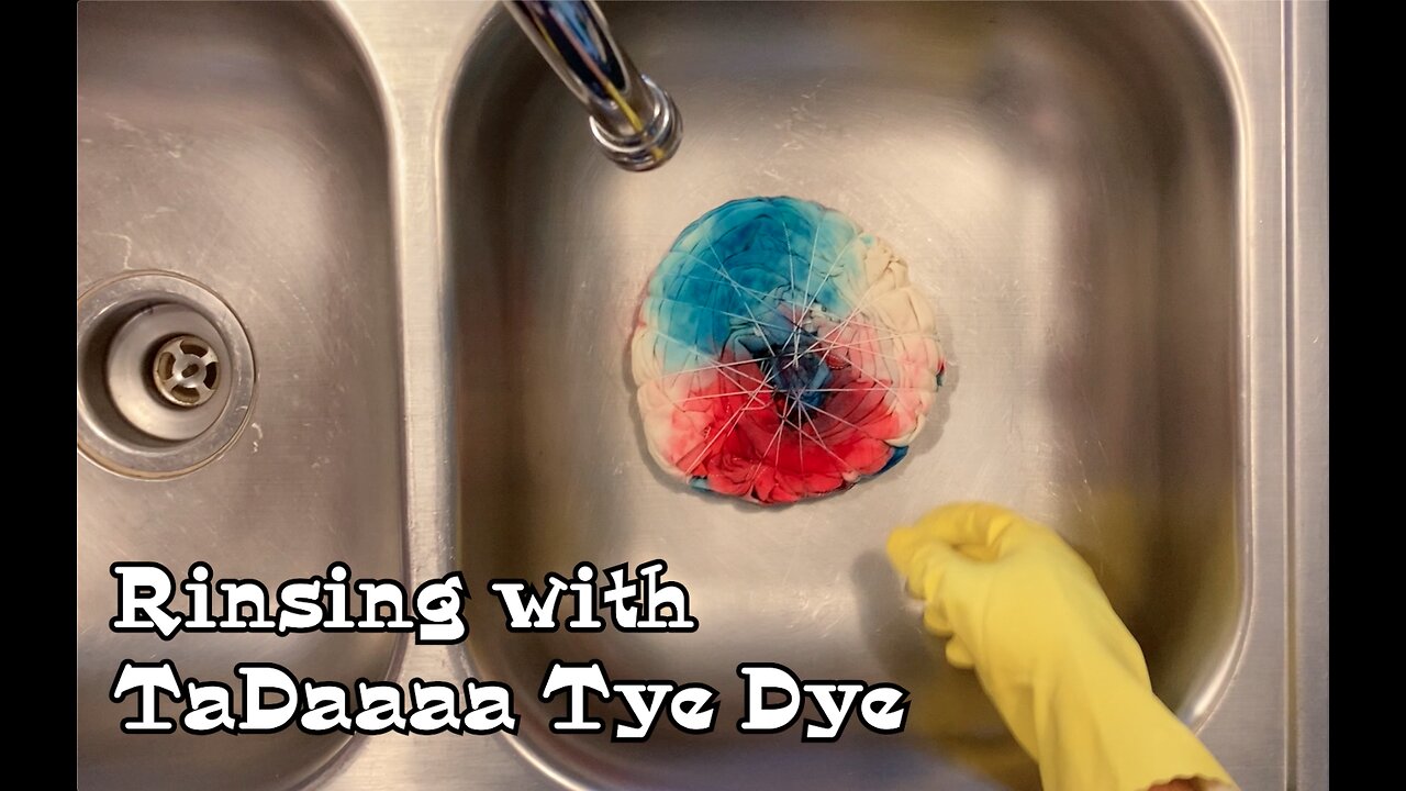 Rinsing Tie Dye with TaDaaaa Tye Dye: Veterans Day Special