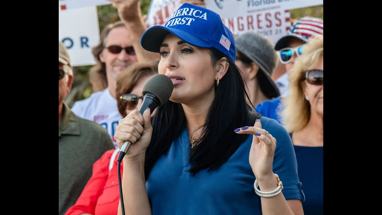 Loomer Takes on DeSantis Shill Bill Mitchell, More Oliver Anthony Developments (Episode #62)