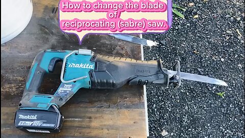 #how to change sabre saw blade#