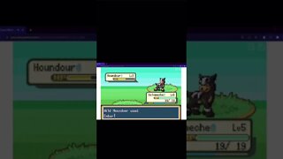 Pokémon FireRed - Wild Houndour Used Ember!