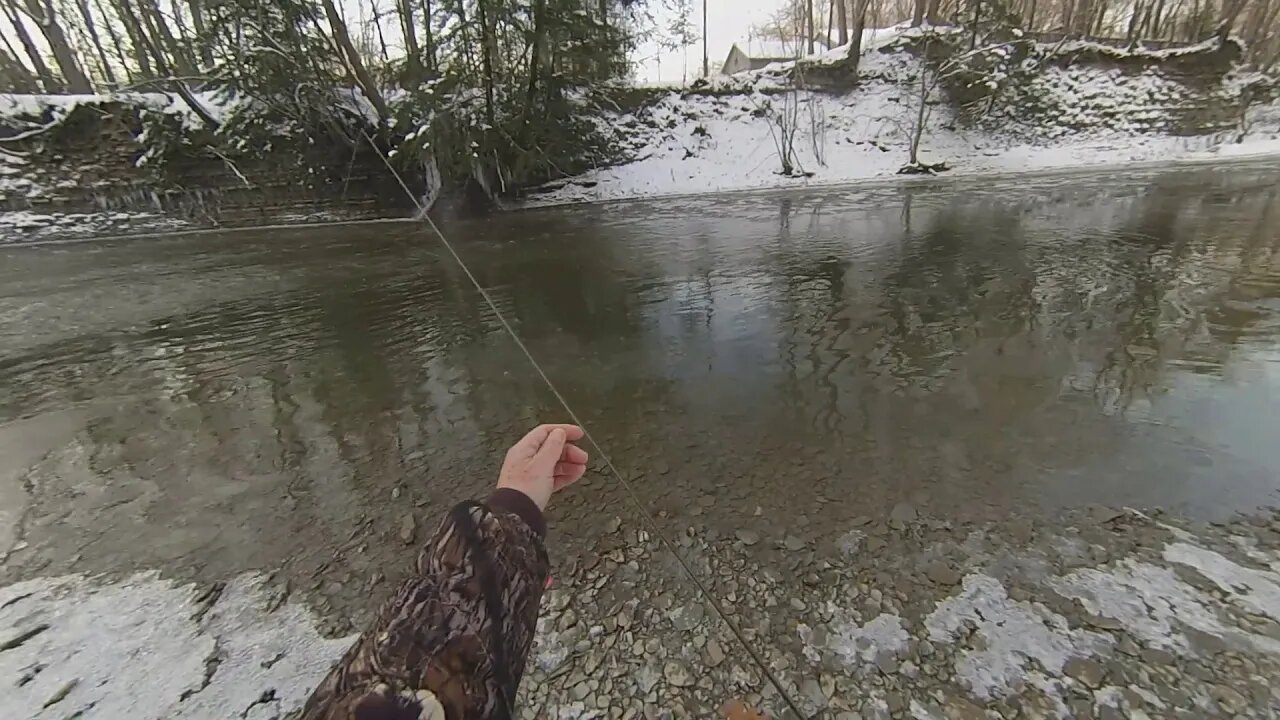 December steelhead fishing conditions - slush and skim ice