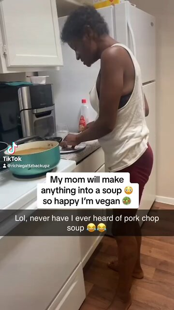 Momma got daddy voice 😂