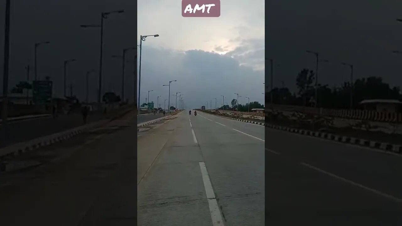 भीगी-भीगी sadkon Mein Main Tera Intezar Karunga WhatsApp status