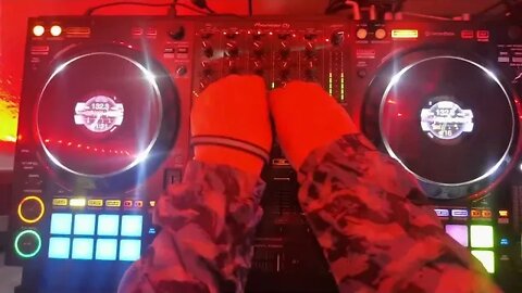 For Mich - 808 Levelling Up - Express Yourself with Passion - Mixed with Love - Enjoy🎧🎧🎚🎵🎛🎶❤🦾