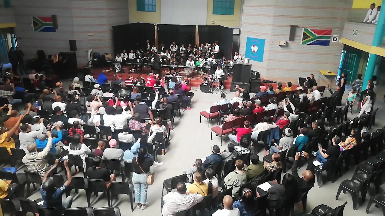 SOUTH AFRICA - Cape Town - Sekunjalo Delft Music Academy in concert at the Rosendaal High School in Delft. (Video) (cVx)