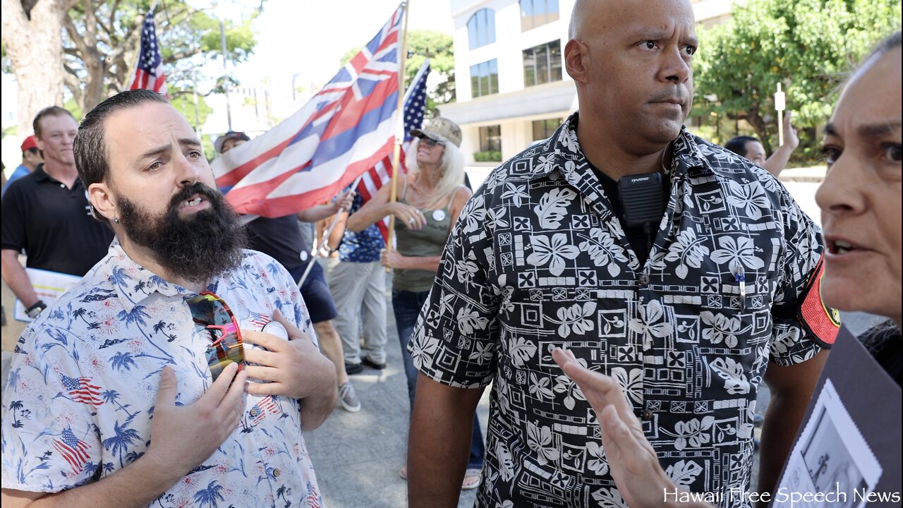 Anti-Gun Activist Disrupts 2A Congregation outside of HPD Conceal Carry Hearing (Oct 4, 2022) 4K