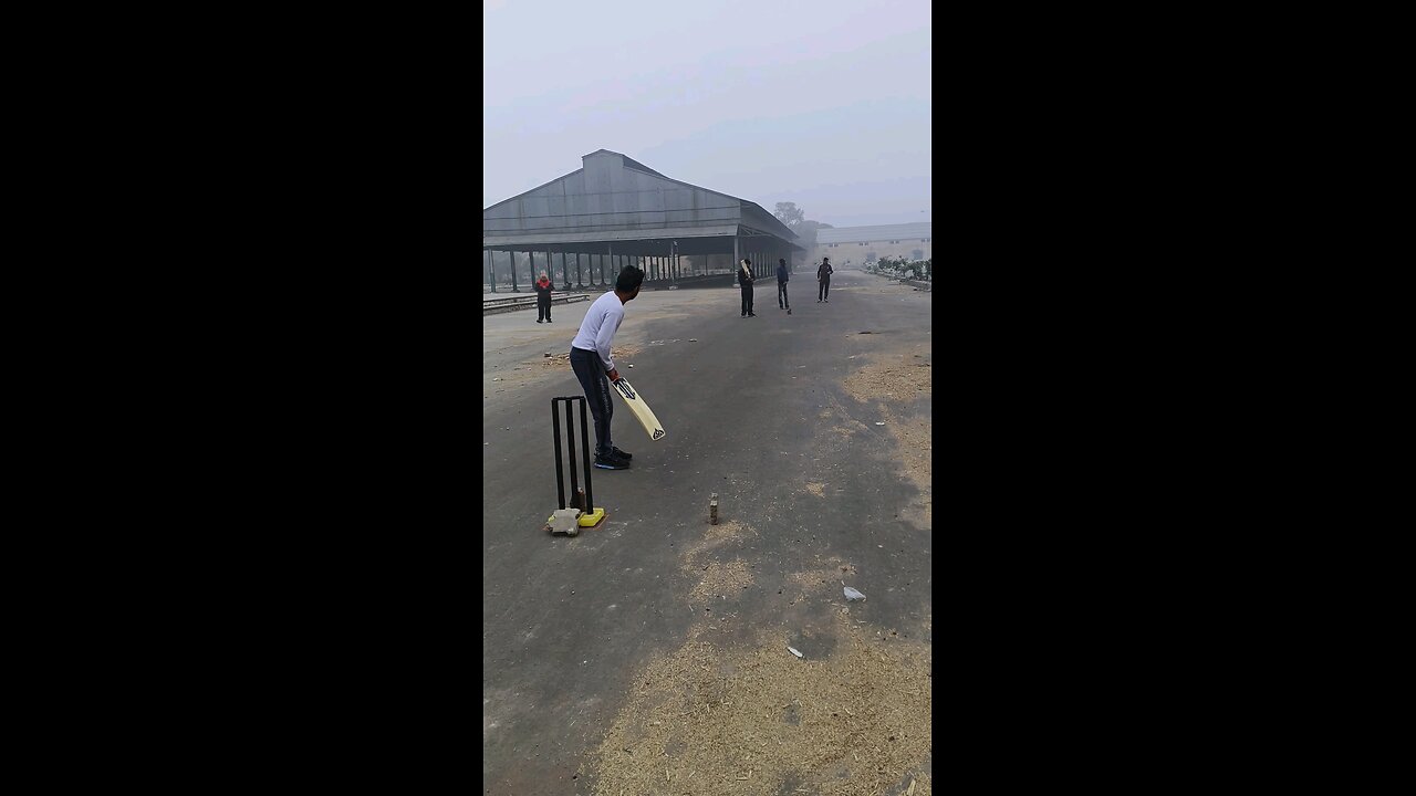 Bilkul आसान सा catch chor dia Bowler ne 😤😤 #cricket #cricketreels
