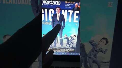 Bolsonaro é gigante em qualquer lugar do Brasil... enquanto o empossado nem na rua pode sair tá ok ?