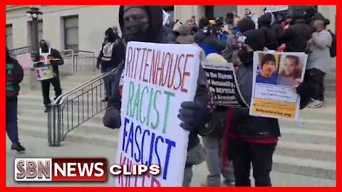 BLM Protesting Outside the Courthouse for Three White Guys Which Included a Pedophile - 5058