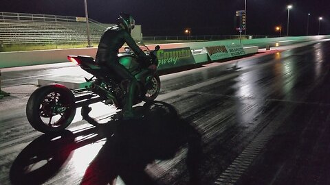 2017 GSXR 1000 at the track!