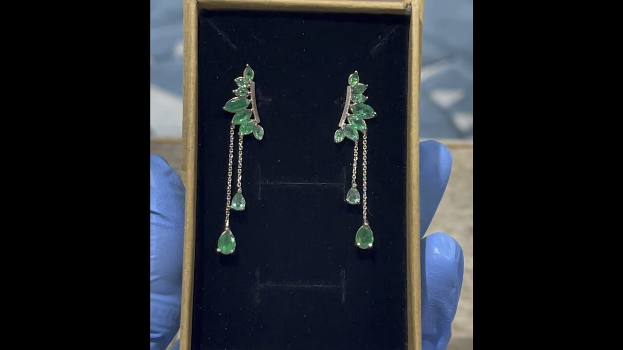 Emerald and wg custom earrings