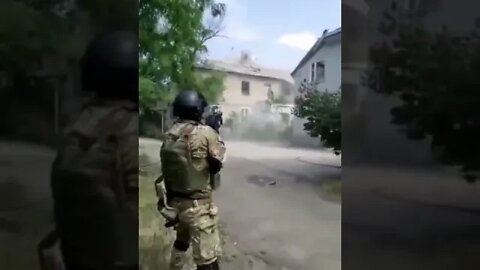 Chechen units denazify ukronazis somewhere in the Donbas