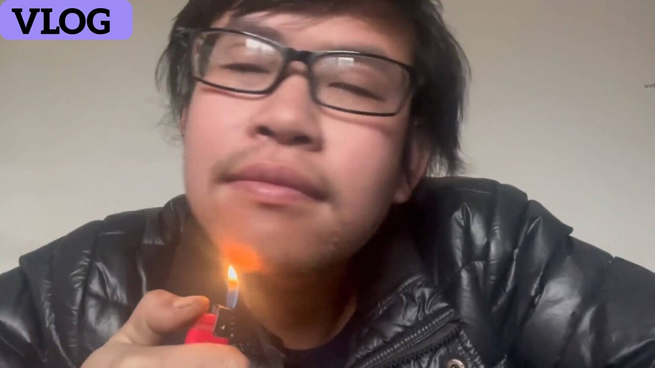 chinese hobo used a lighter to sweep beard,Exploring caves but smelling a foul odor,eat noodles