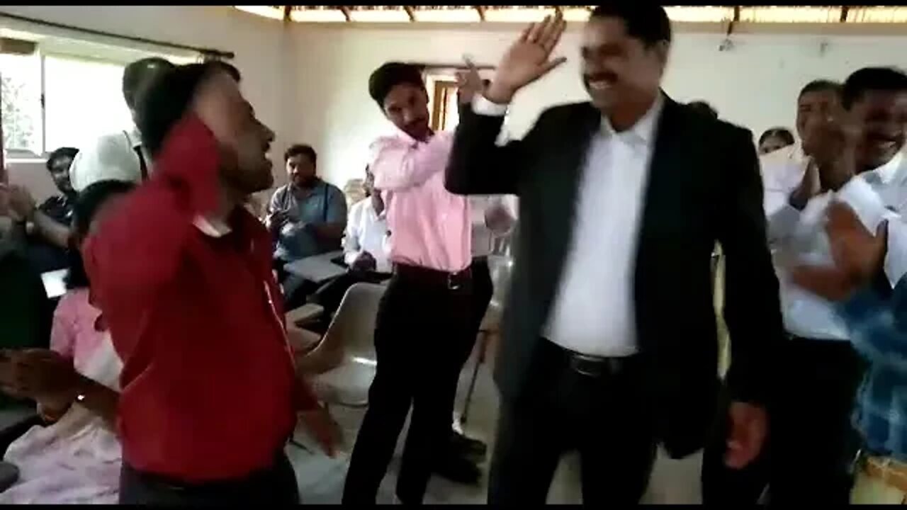 Pramosan Day Direct seller business karane ke liye hamare number par coll 9137244268