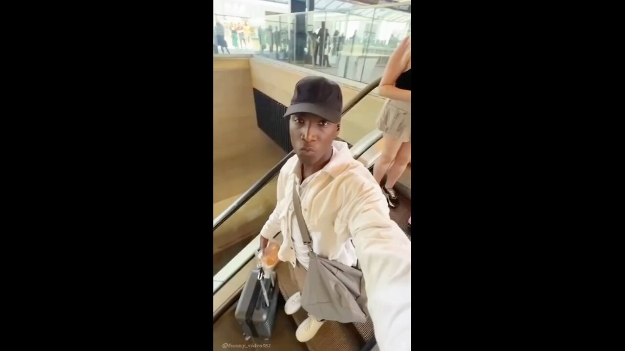 Funny moment caught on camera 🤣