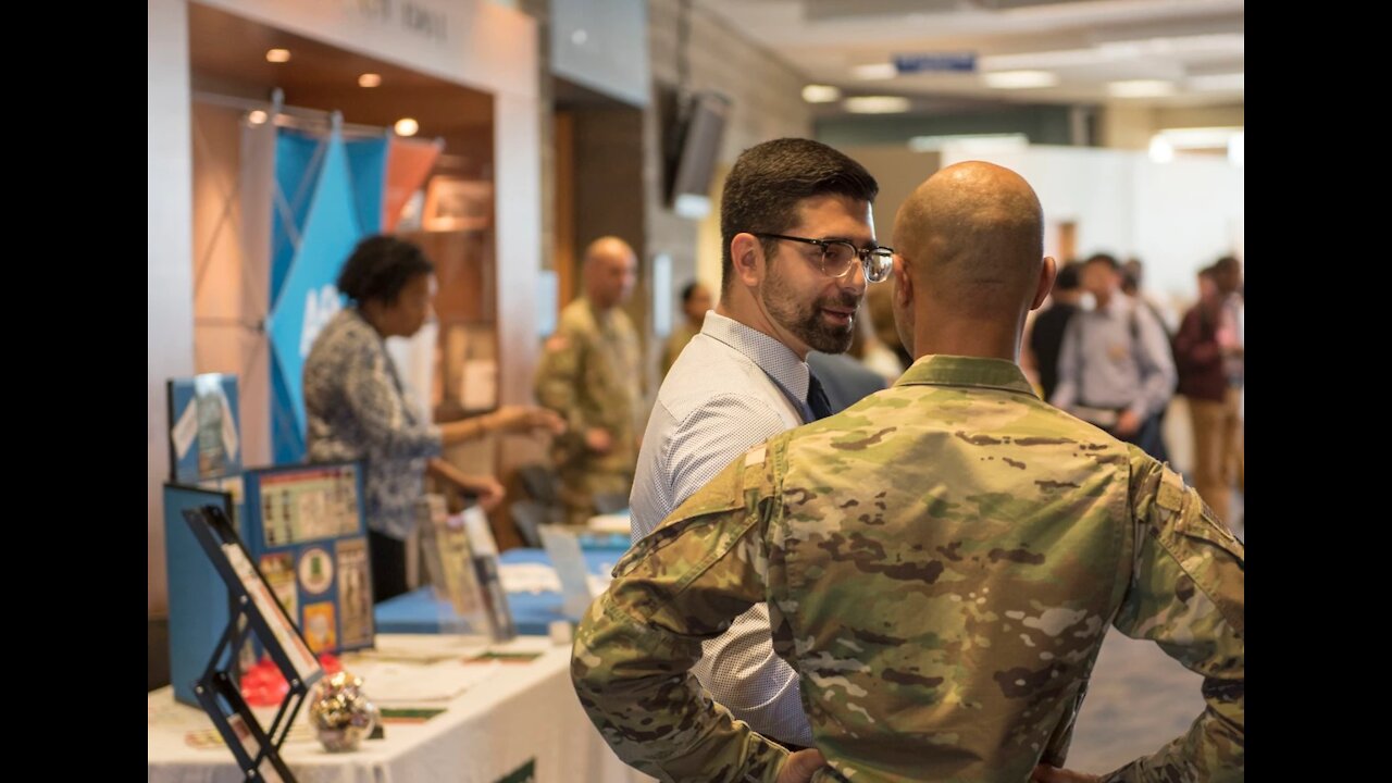 Use your GI Bill benefits to start a business? Lawmakers push pilot program