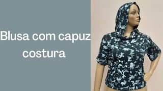 Blusa capuz costura