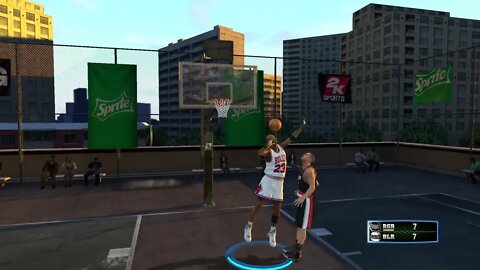 One on One: Michael Jordan vs Brandon Roy