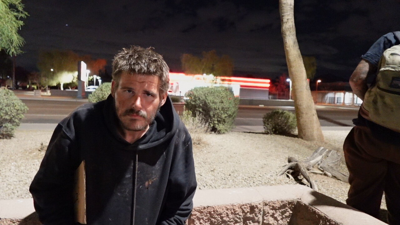 Dustin is 34 and homeless in AZ Interview ("Zombie" in Video during interview)