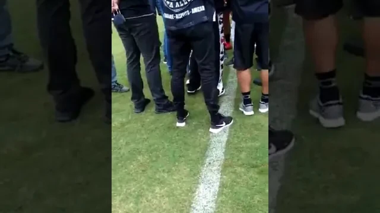 Parte 2 - IRA Jovem invade CT pra cobrar jogadores e técnico do Vasco