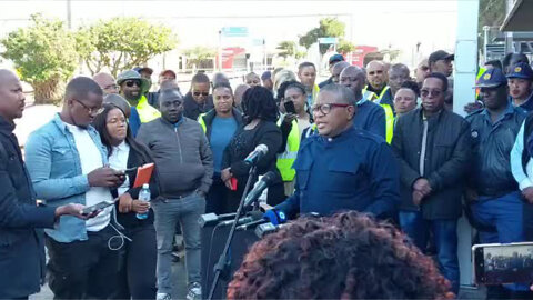 Fikile Mbalula Speaking to media after Prasa opens limited train service on the central corridor in Cape Town