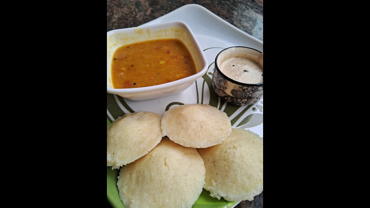 Idli Sambhar Recipe😋 #shotsvideo #viralshorts #idlisambharrecipe