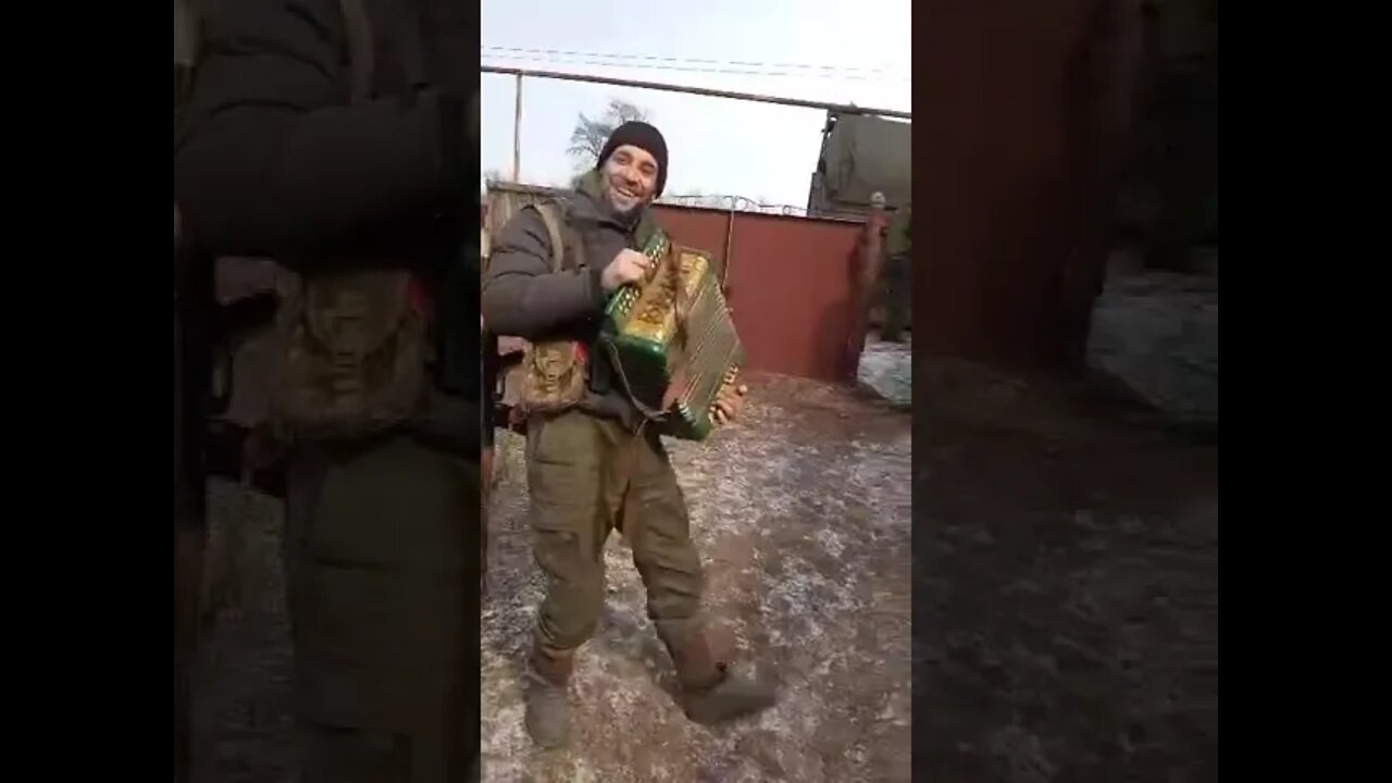 Cheerful Chechen Security Official Beno Sends Musical Greetings To Everyone From The Front Line