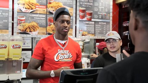 Sauce Gardner, Jameson Williams surprise fans at Cane's drive-thru ahead of NFL Draft